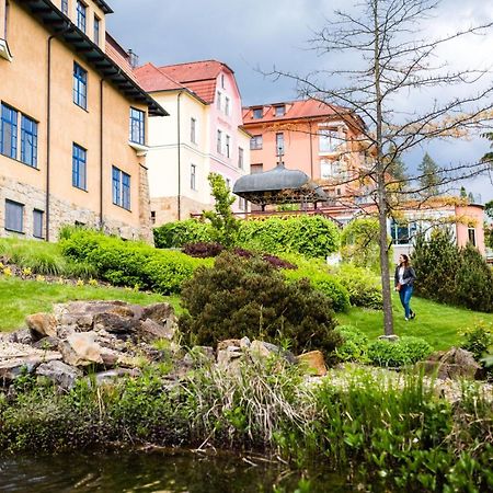 Luxury Spa & Wellness Vila Valaska Luhacovice Bagian luar foto