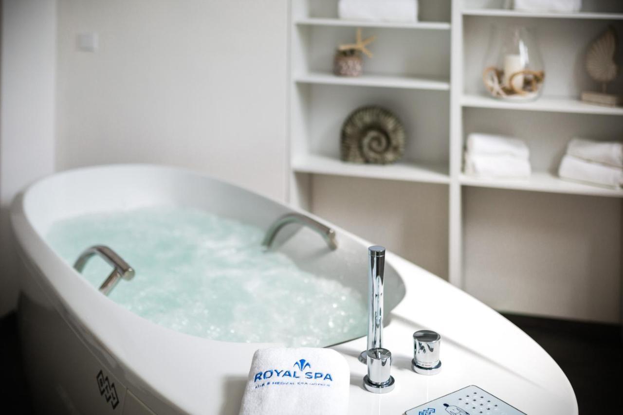 Luxury Spa & Wellness Vila Valaska Luhacovice Bagian luar foto